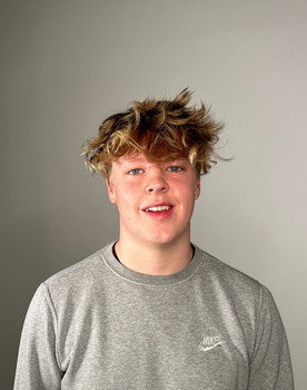 Jude Hollick as Owen