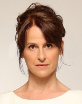 Elena Marsidou as Σοφία