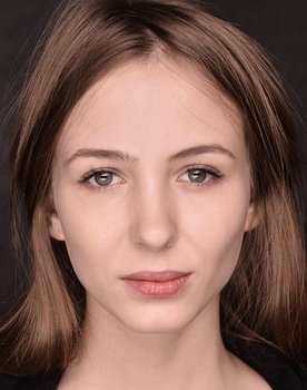 Anna Starchenko as Tamara