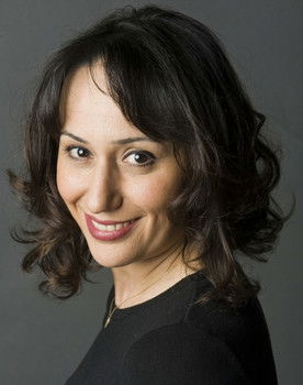 Tuba Erdem as Şükriye Durulmaz