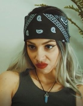 Sara Palomar as 