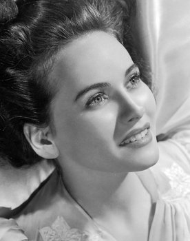 Teresa Wright Photo
