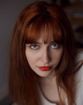 Angelina Mosesova as Mara