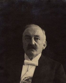 Roque Sáenz Peña as Material de archivo