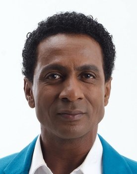 Luis Miranda as 