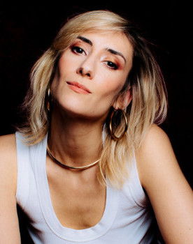 Cécile Marx as Self : Comedian