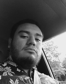 Ricardo Peña as Drunk