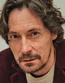 Joan Frank Charansonnet as Lucas