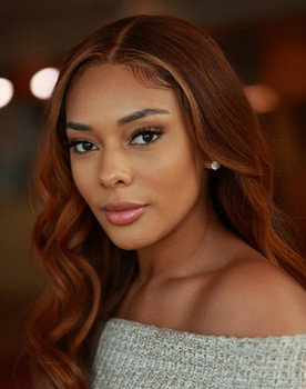 Sh'neil Kerr as Vanessa