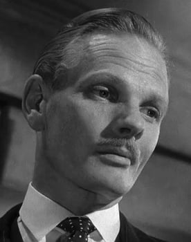 Allan Cuthbertson as Captain Patterson