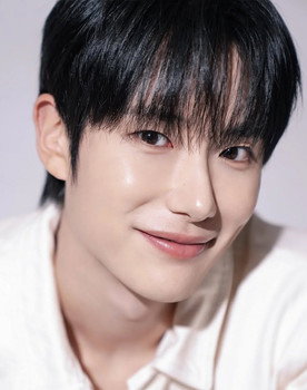 Shin Jeong-u as Shin Jeong-yu