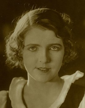 Helga Thomas