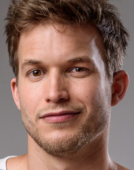 Florian Frowein as Dr. Paul Eckart