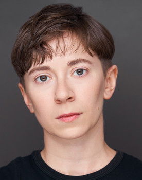 Danielle Purdy as Hannah