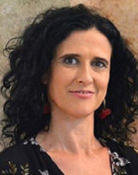 Susana Pous as Lucía