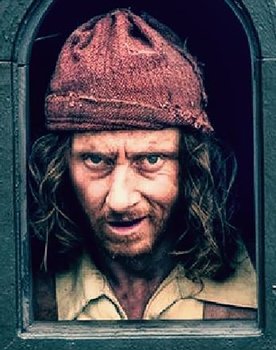 Claudio Vieira as Claudio Santos