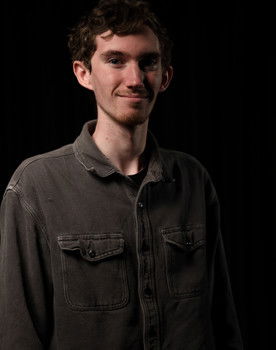 Sean Valutkevich as Detective Schroder