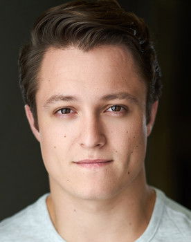 Derek Anderson as Shawn