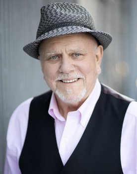 Ross Ogilvie as Escobar