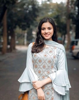 Tasnuva Tisha as Moyna