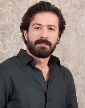 Furkan Bozkurt as Tekin