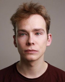 Evan Emanuel as Mark Davies
