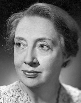 Agnes Lauchlan as Mrs. Matthews