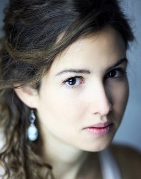 Piroska Móga as Kata