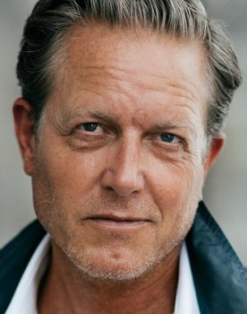Peter Mygind as Andreas Lund-Andersen