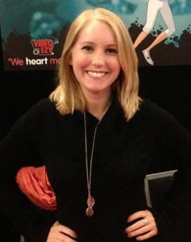 Meagan Moore as Gwen Tennyson / Girl Student (voice)