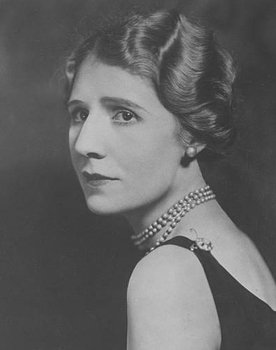 Violet Kemble Cooper as Duchess