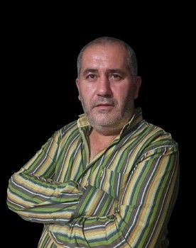 Şenol Şahin as Yeniçeri 2