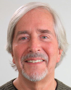 Tim Woodward as Narrator (voice)