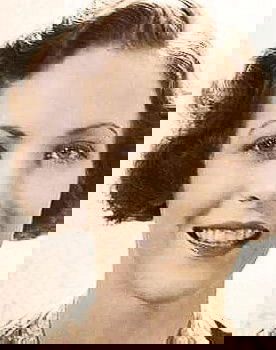 Florence Britton as Sylvia (uncredited)