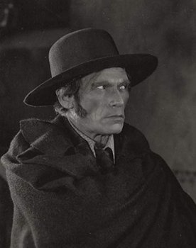 Bernard Siegel as Apprentice