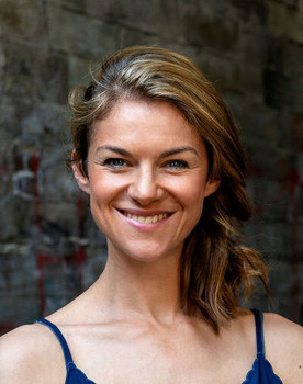 Lucy Scherer as Jennifer „Jenny“ Hartmann