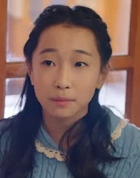 Lian Yajun as Dou Ding