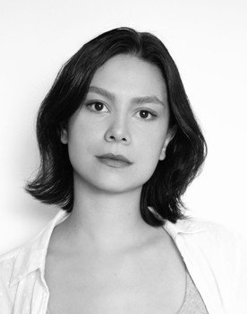 Catalina Rey as Violeta