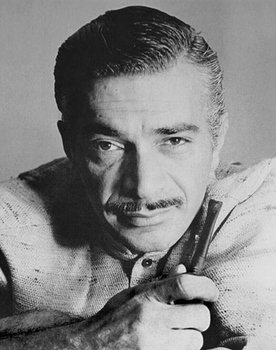 Mauricio Garcés as D'Maurice