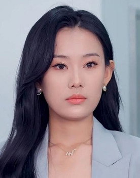 Zhao Jiaxin as Luo Lanyue