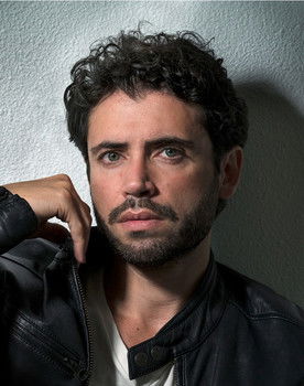 Cédric Pelzman as Dutour