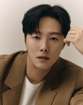 Lee Si-hyung as Park Jeong-woo