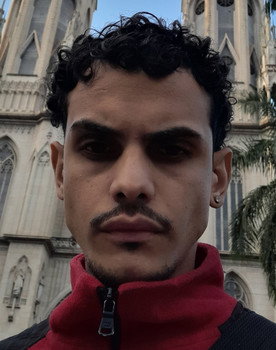 Igor Batista as Criança 2