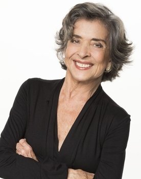 Betty Faria as Neuza