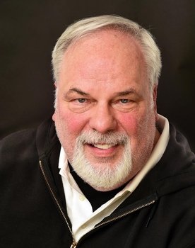 Darrell Barr as Merchant