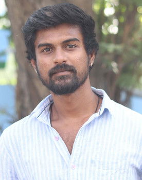 Mahaadeer Mohammed as Vinoth