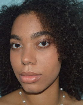 Giovanna Laislla as Clarice