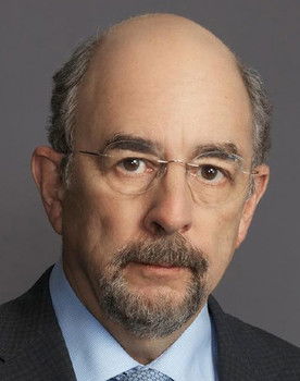 Richard Schiff