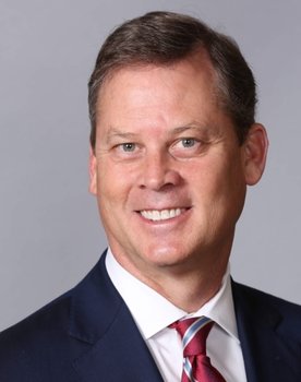 Chip Pickering as Chip Pickering (uncredited)