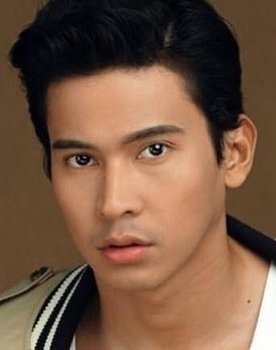 Enchong Dee